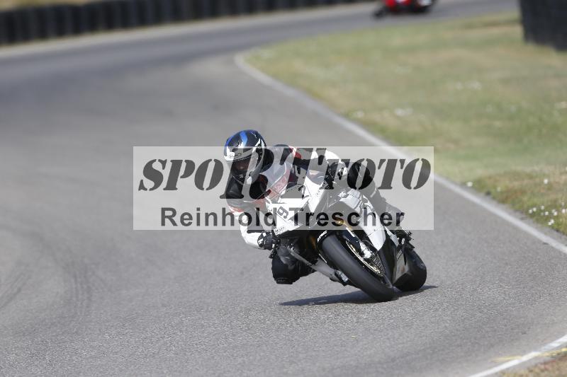/37 09.08.2026  Pluess Motosport ADR/Freies Fahren/92